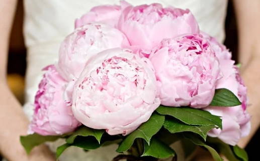 2025年07月22日(农历六月廿八)结婚合不合适？ 今日办喜事好吗