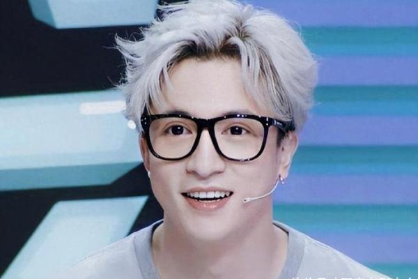 薛之谦命理暗藏玄机：如何改变孩子出生时间，避开命运误区