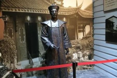 胡雪岩的八字命理误区：看似顺利的背后藏着哪些颠覆性真相