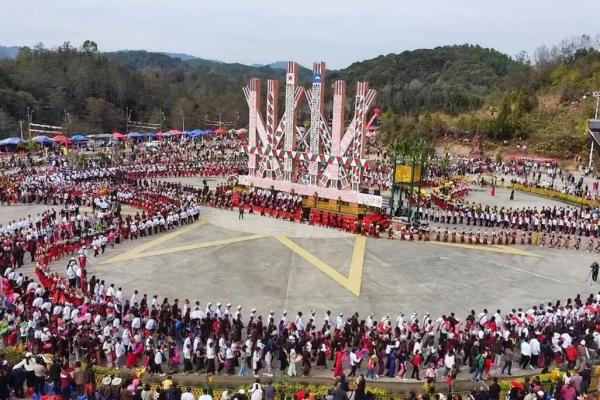 景颇族节日庆典中的农业元素与社会意义 景颇族节日庆典中的农业元素与社会意义